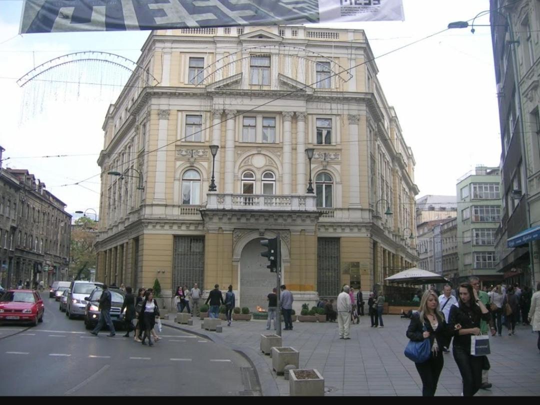 Theatre55 Apartamento Saraievo Exterior foto